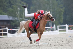 TEAM OPEN S02 P01 2-32